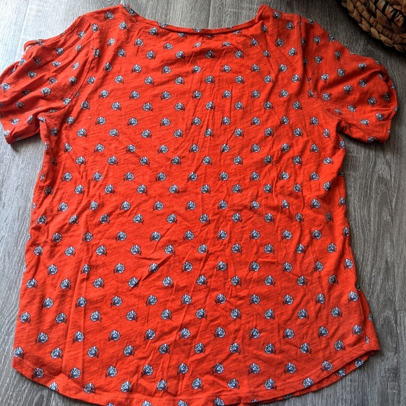 Cute bright Top | Size MP | Brand LOFT OUTLET - Picture 2 of 6